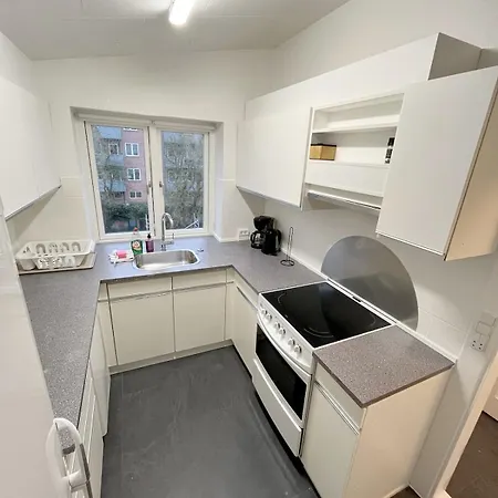 Cozy & Bright Townhouse With Free Parking Aalborg
